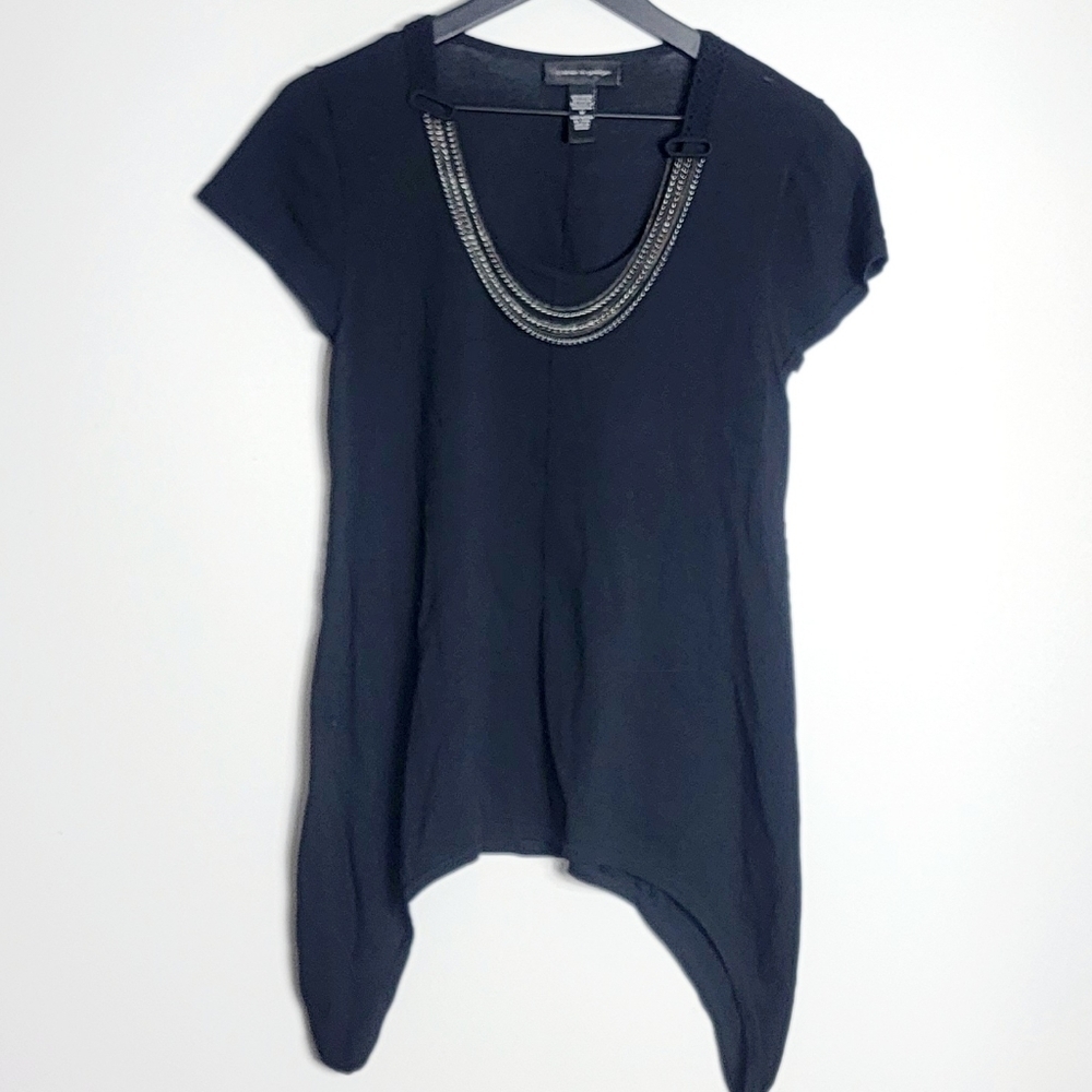 NWOT Cable And Gauge High Low Necklace Women's Black T-Shirt Top Women's Size M